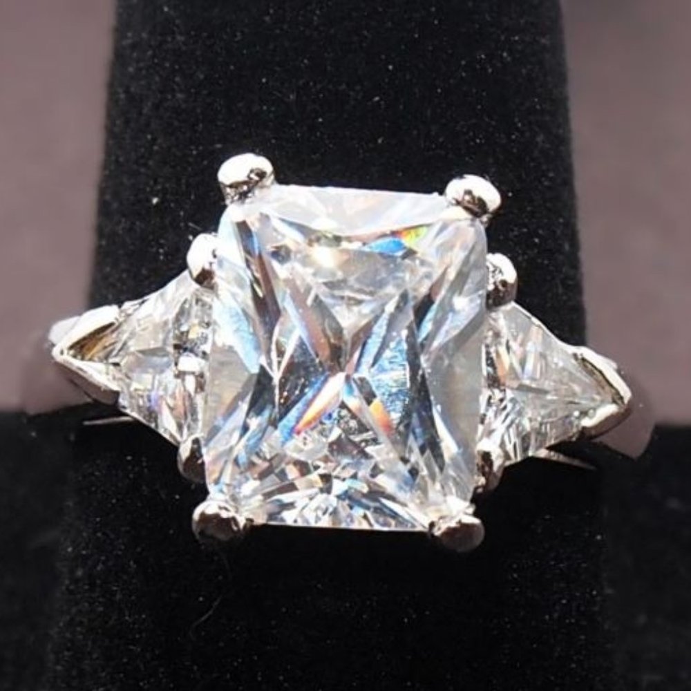 Huge 3ctw Diamond Engagement Ring 2ctw Emerald Center & 1ctw Trilliant Sides